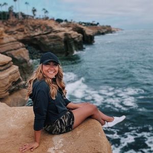 Meet your Posher, Gabrielle